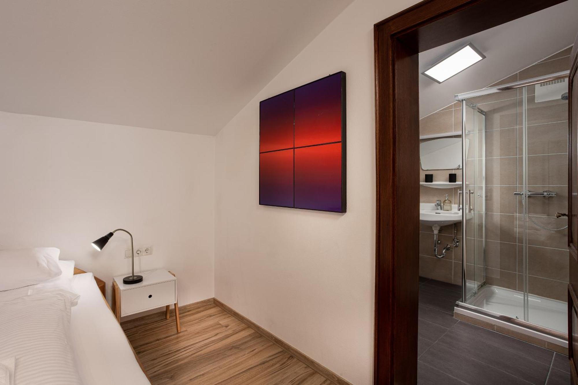 Alpine View Apartments Niedernsill Room photo